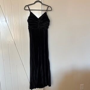 Petal & Pup Black Maxi Dress